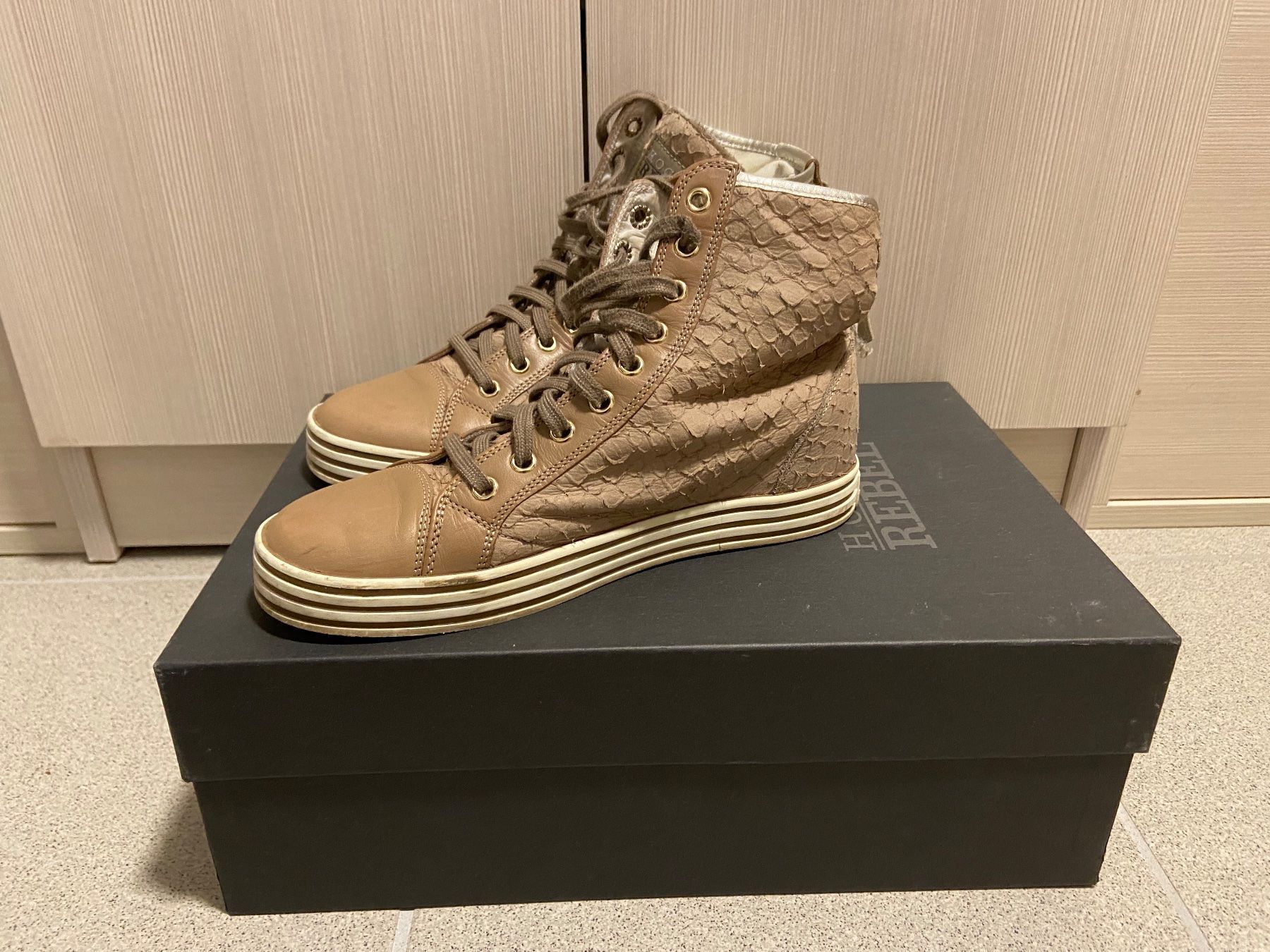 Hogan Scarpe da uomo: Hogan Rebel – Usato da Corteglia venduto da Doubleu-09 1
