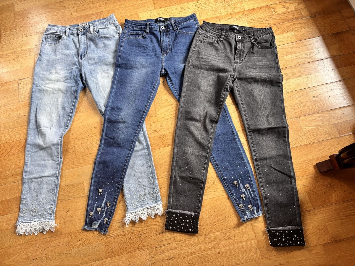 Lotti di vestiti: Chicorée Hosen Paket Grösse M – Usato da Arbon venduto da Langbretterer