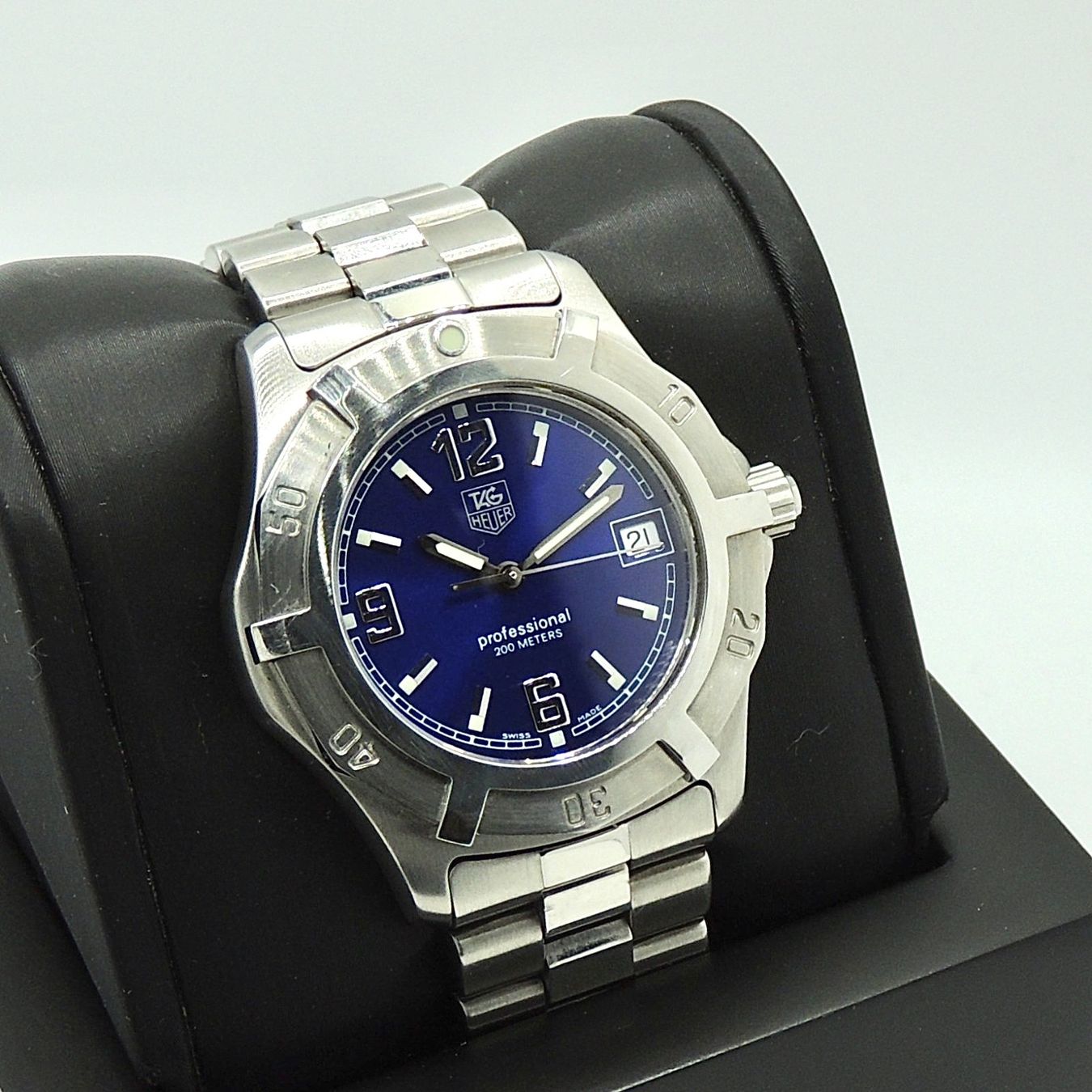 Tag Heuer Orologi: Montre Tag Heuer Professional 2000 – Usato da Lausanne venduto da DuGoutetdesCouleurs 1