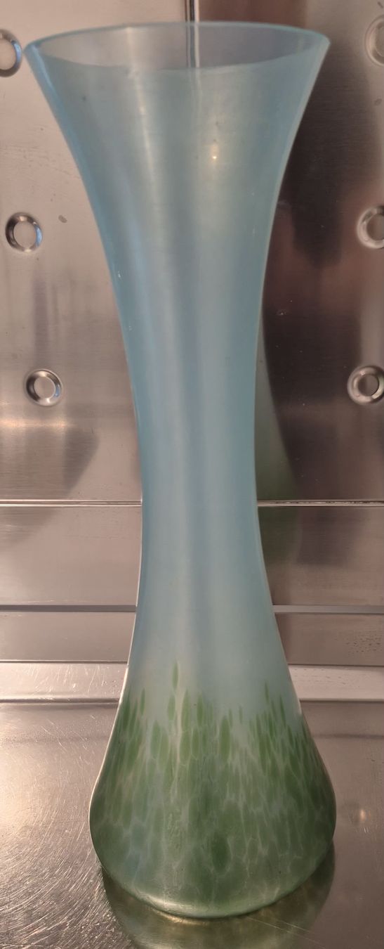Vasen & Gefässe: Tres ancien vase – Gebraucht aus Bern von dasgesuchtobjekt