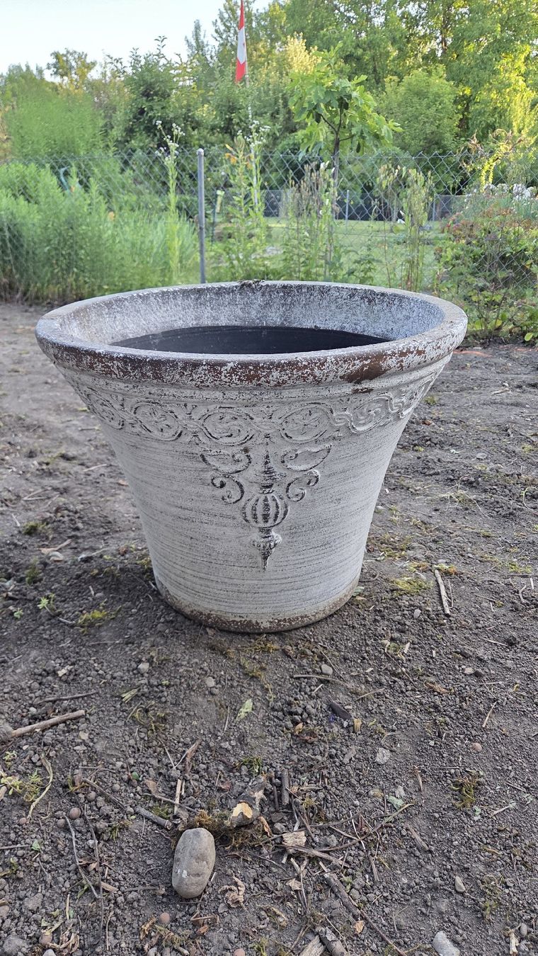 Vasi per fiori: Pflanztopf in antikem Look – Usato da Ried b. Kerzers venduto da M_z71 3