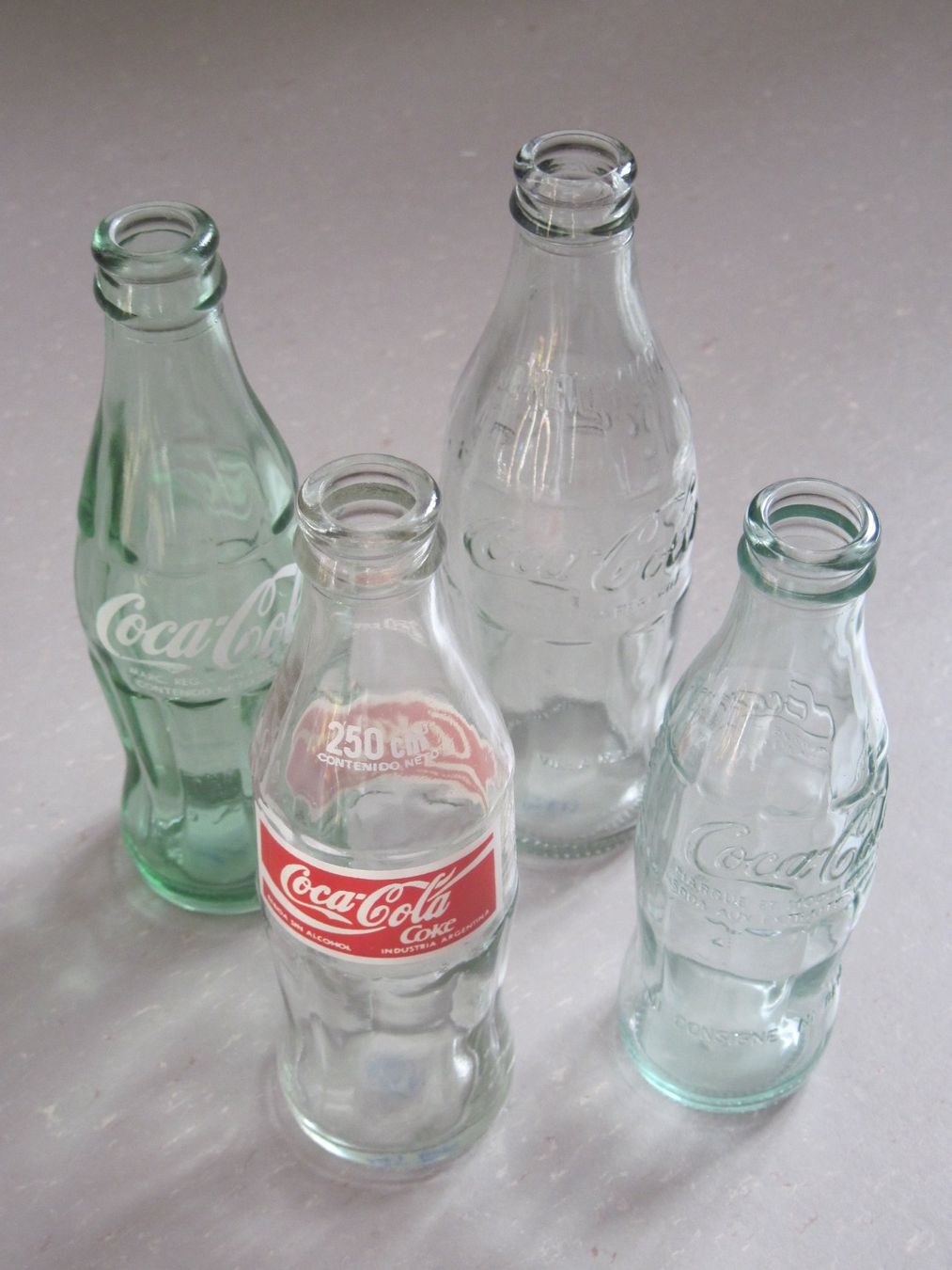 Coca-Cola Borracce & Thermos: Coca Cola Flaschen Argentinien, Mexiko, Peru – Usato da Feuerthalen venduto da mam_5l7b 6