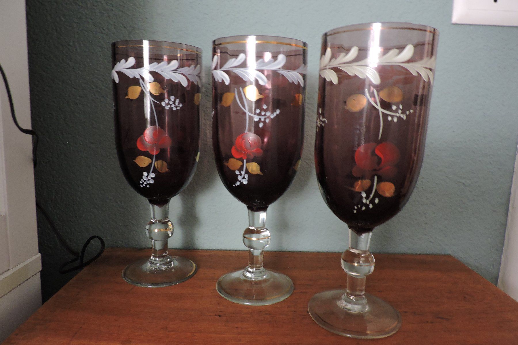Verres: 3 wunderschöne antike Glaskelche, Handwerk – D'occasion à Bern par sasa65