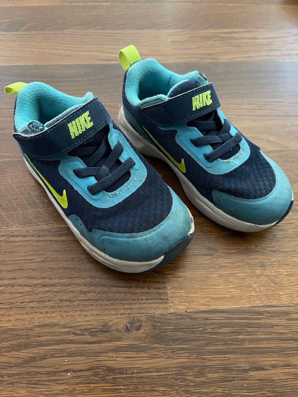 Scarpe per ragazzi: Junge Schuhe Gr. 25-26 – Usato da Horgen venduto da delakowi 6