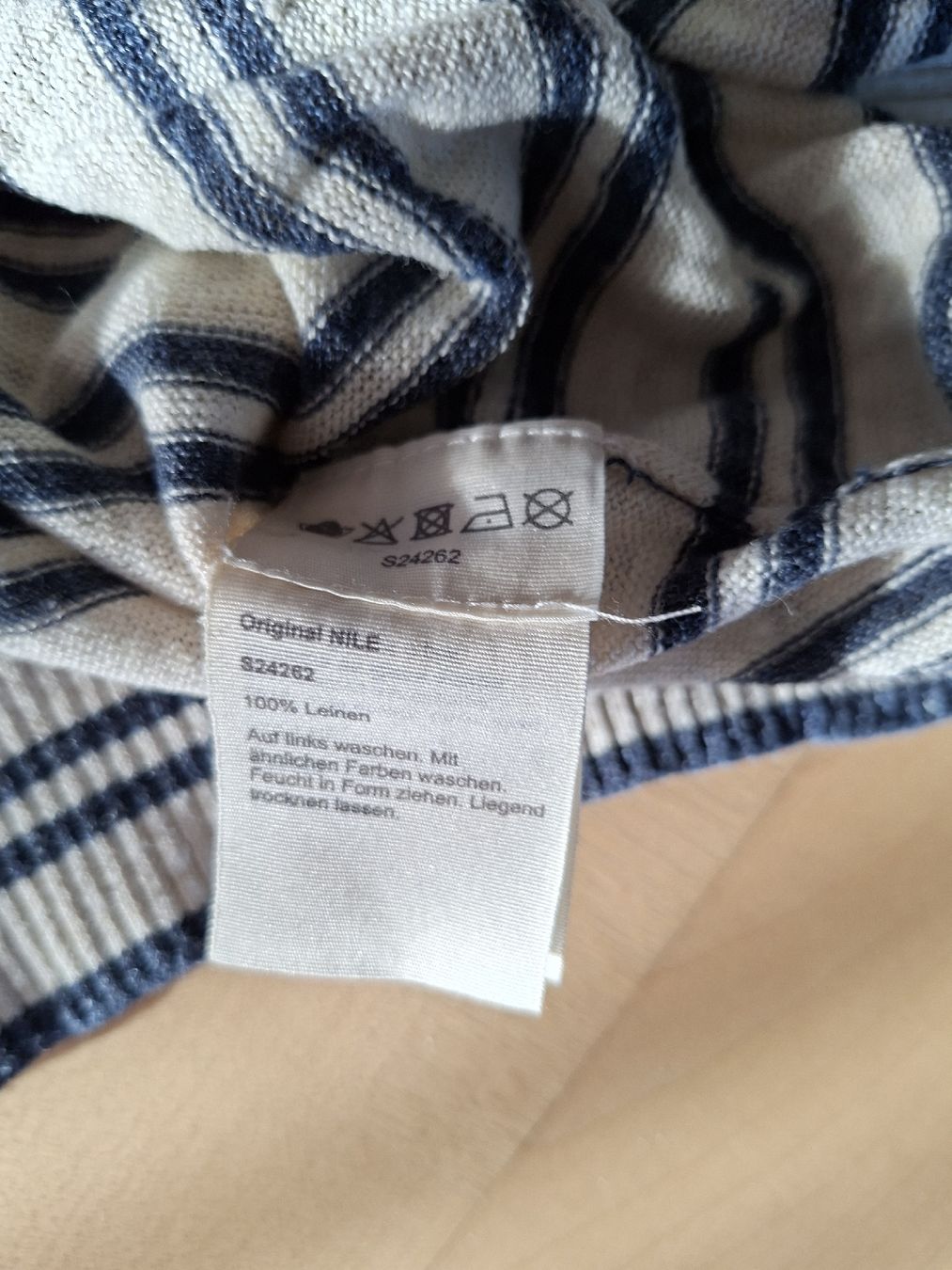 Nile Pullover & Sweatshirts: Nile gestreifter Leinenpullover, Grösse XL – Gebraucht aus Goldach von Pw1427 1