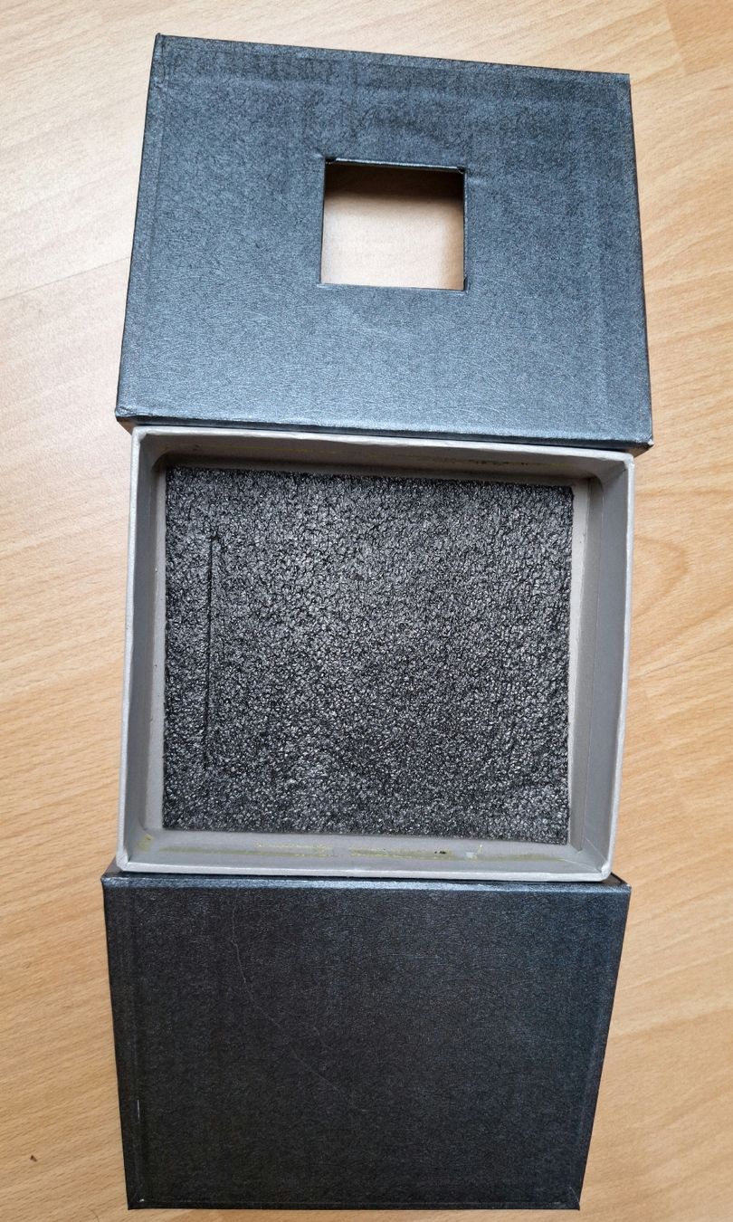 Tutte le decorazioni: Geschenkbox mit Magnetverschluss – Usato da Volketswil venduto da nibin99 1