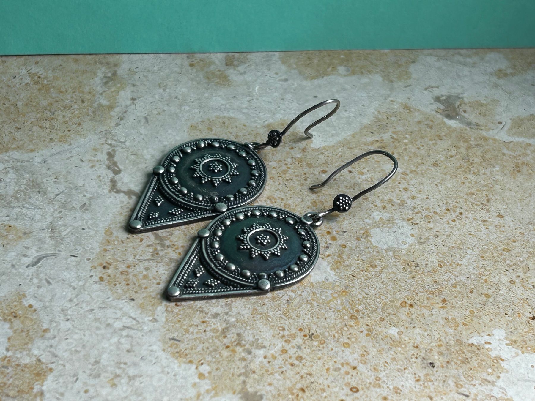 Boucles d'oreille: Ästhetische Ohrenplämper DROP – D'occasion à Laufen par Bellebellezza 2