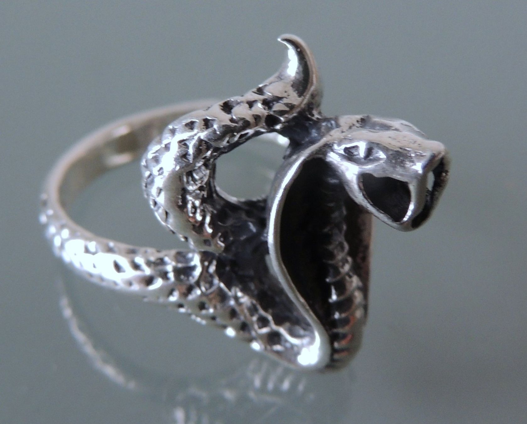 Anelli: Silber 925 Fingerring Gr. 60 Schlange – Nuovo (secondo la descrizione) da Waldenburg venduto da schaller707 1