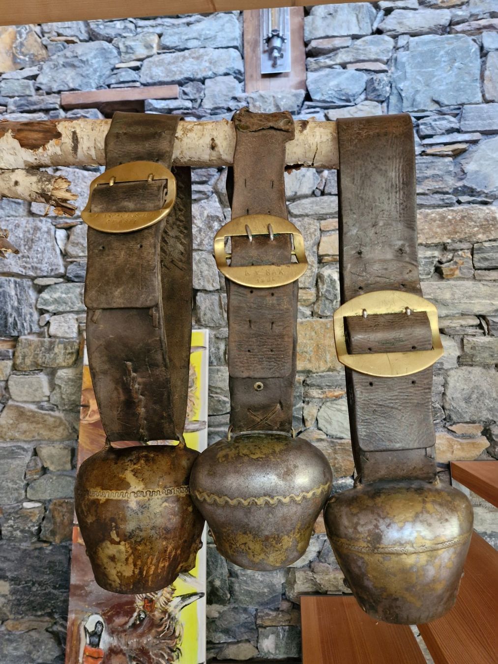 Cloches & sonnailles: Glocken Treicheln – D'occasion à Guarda par rue_bpd7