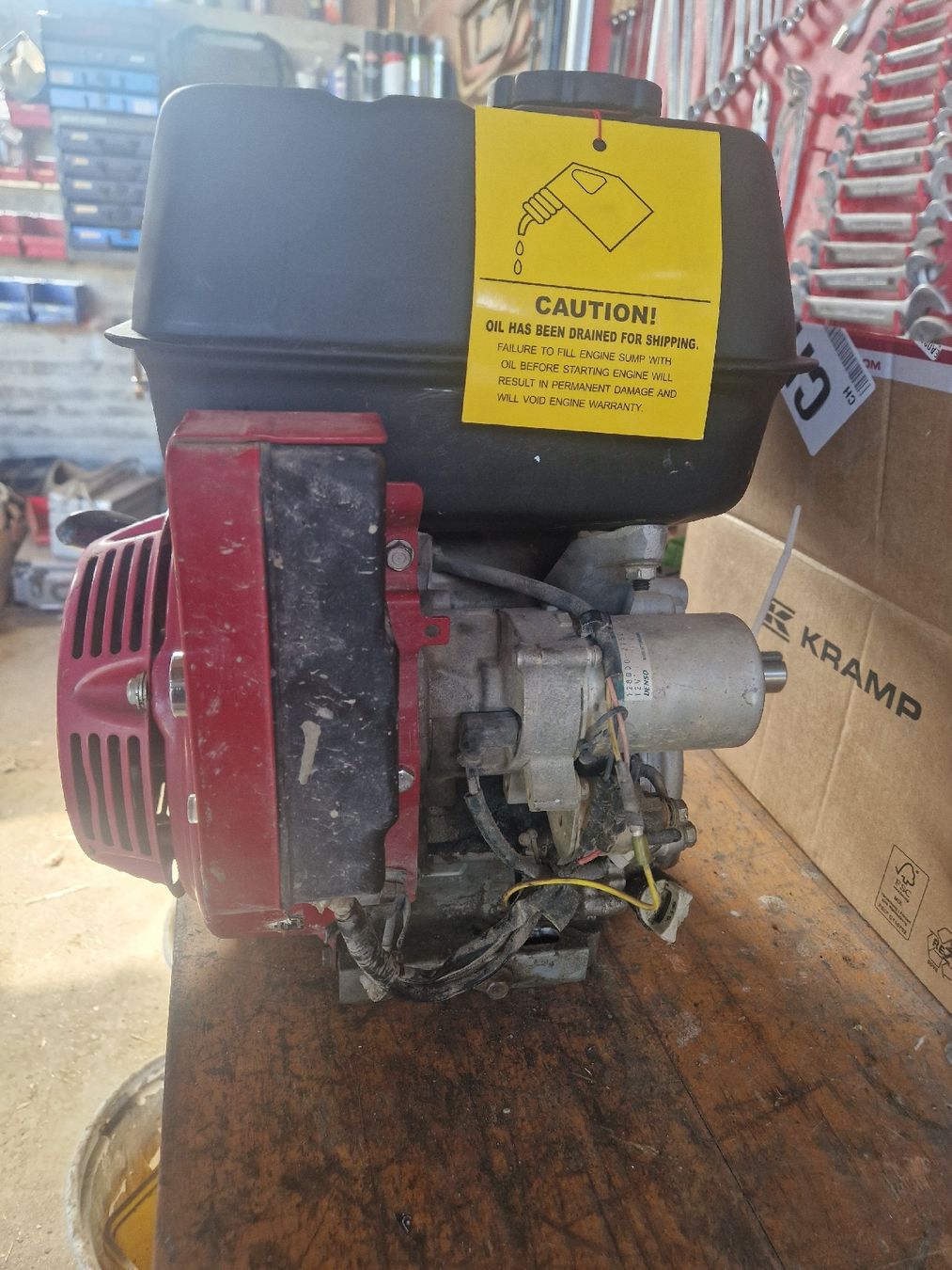 Honda Motori: Honda GX390 Benzinmotor – Usato da Hittnau venduto da Cs94 1