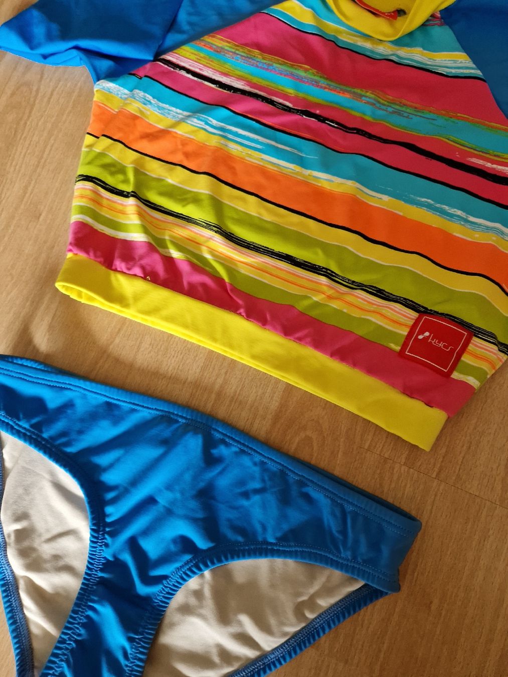 Lots de vêtements: Beach wear – D'occasion à Klingnau par fairy.princess 3