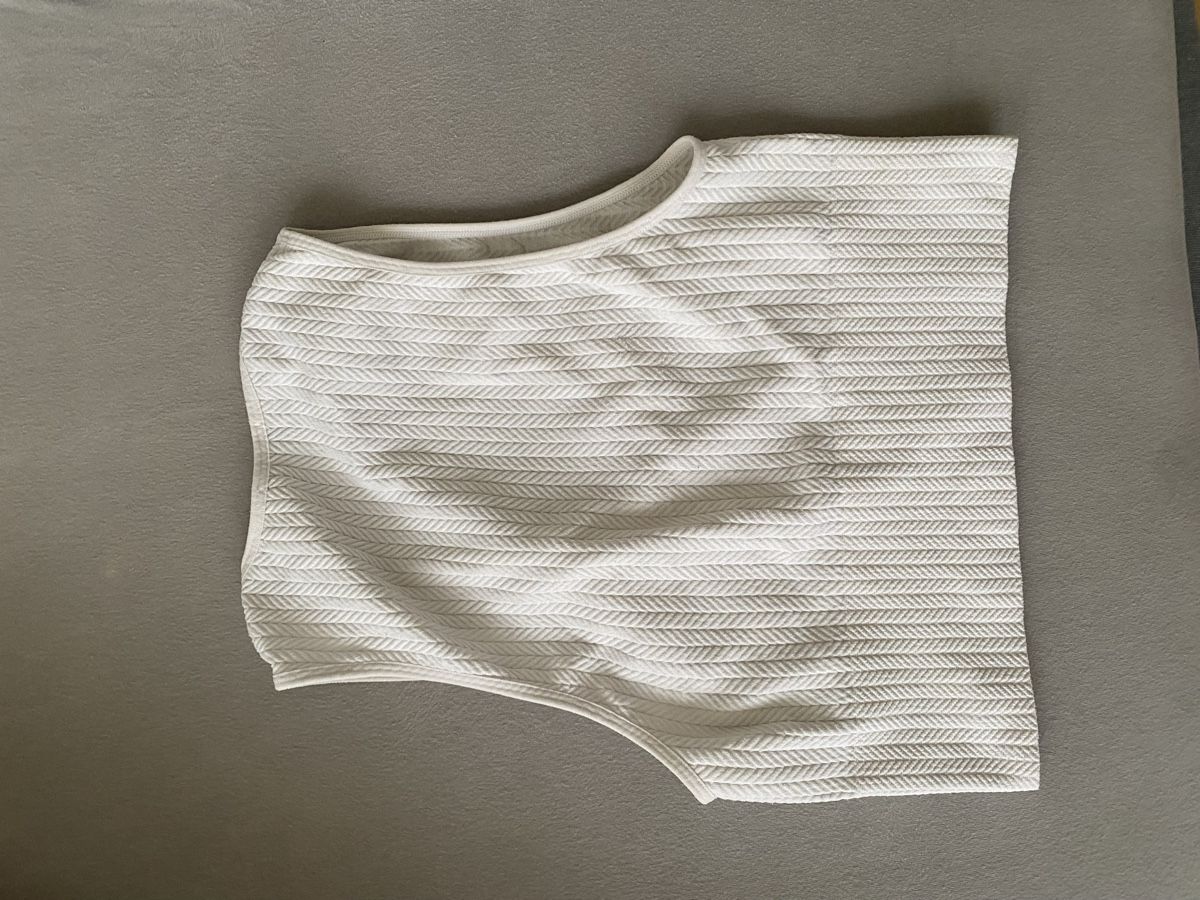 Stradivarius Top: Weisses Top – Usato da Zürich venduto da yae56 2