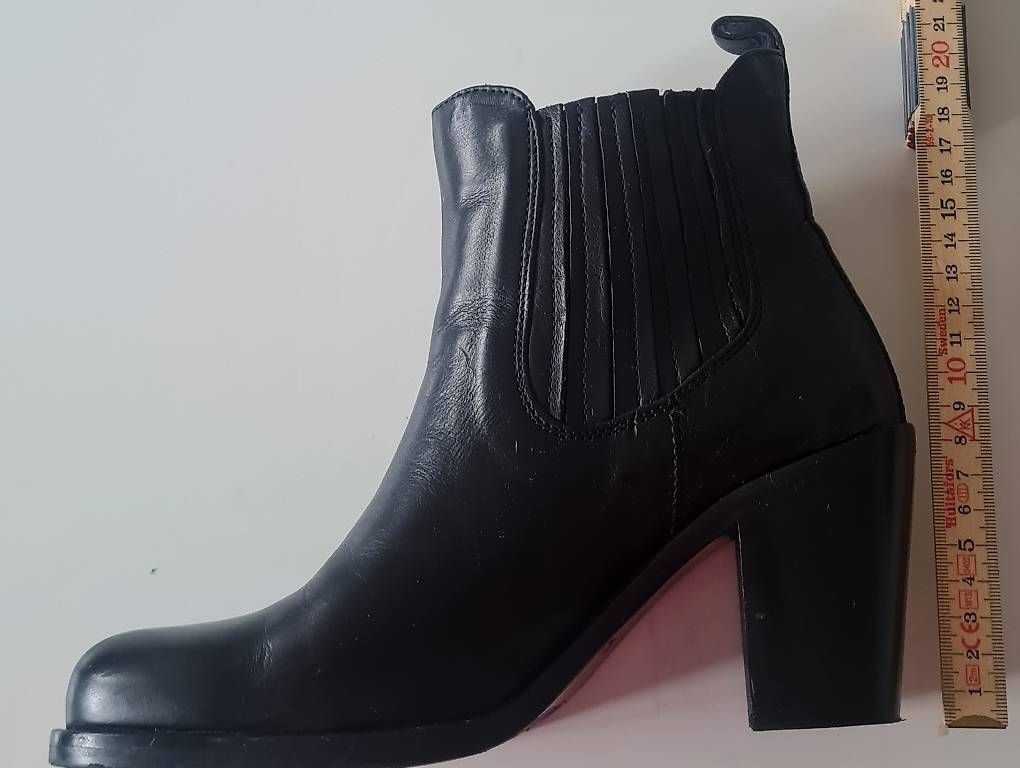 Damenschuhe: Lederstiefelette,  schwarz,  Gr. 38, Blockabsatz – Gebraucht aus Kreuzlingen von vir_thb7 2