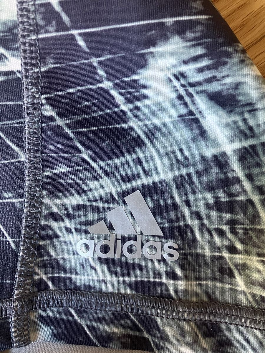 Adidas Hosen: Adidas Running Shorts  – Gebraucht aus Lichtensteig von Beduin 1