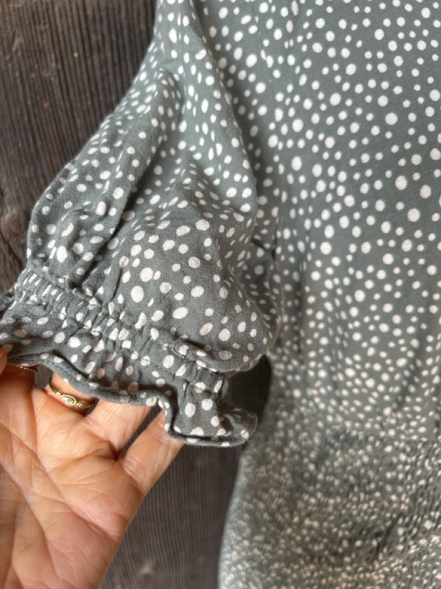 Vero Moda Kleider: Damen Kleid Vero Moda Tupfen Gr.  M – Gebraucht aus Kirchdorf BE von Stella130 3