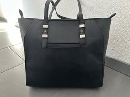Schwarze Guess Handtasche