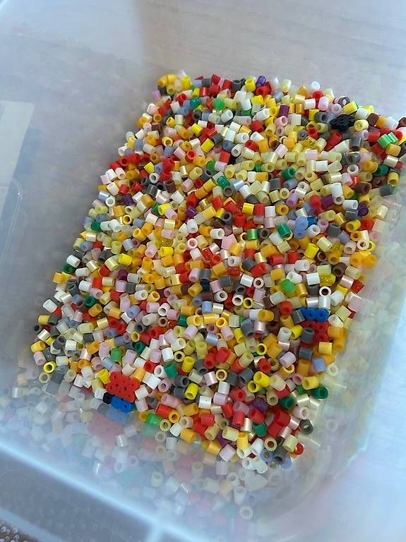 Kit bricolage: Bügelperlen / Steckperlen – Usato da Lommiswil venduto da mic_9l6j 1