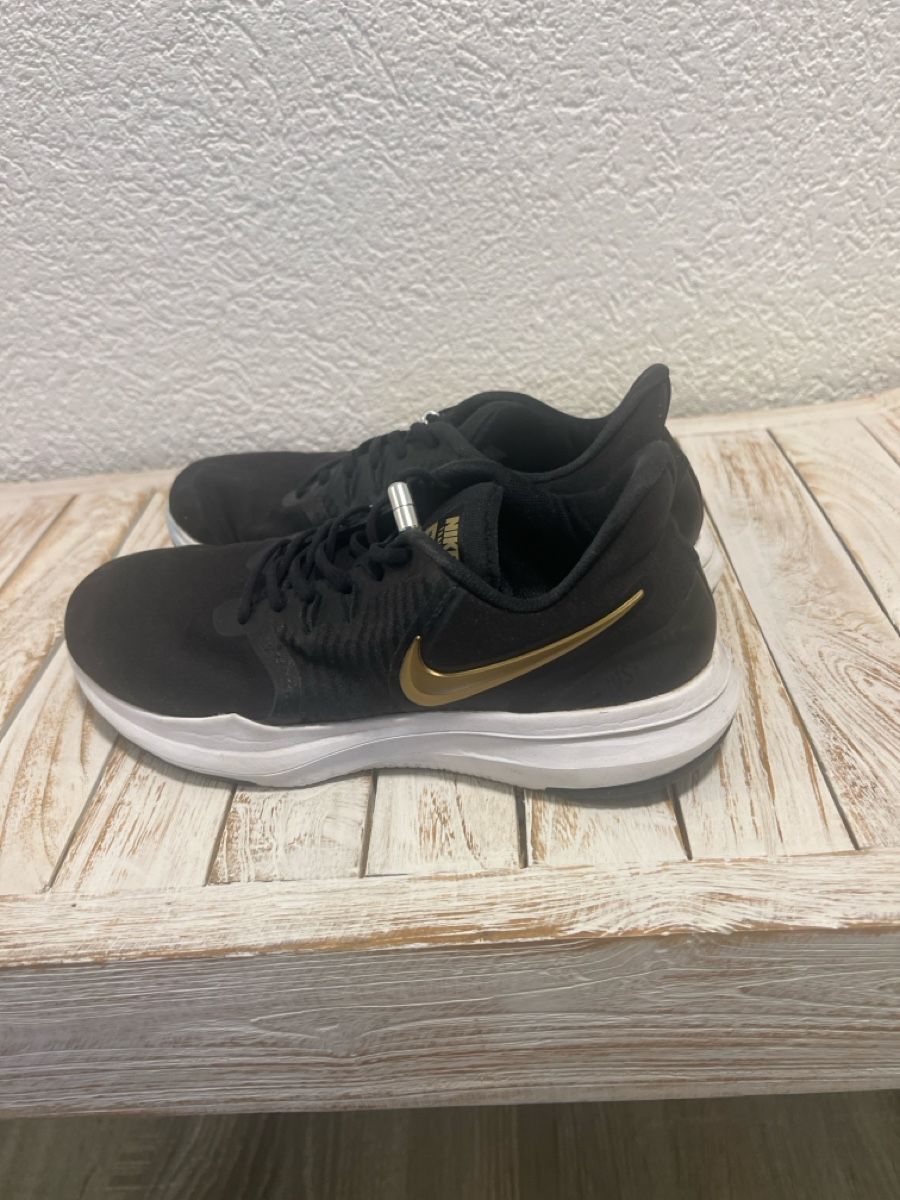 Nike Damenschuhe: Nike 37.5 – Gebraucht aus Pully von Switzerland2020 2