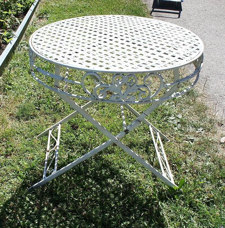 Tables: Antiker Vintage Gartentisch – D'occasion à Walzenhausen par OK_1 1