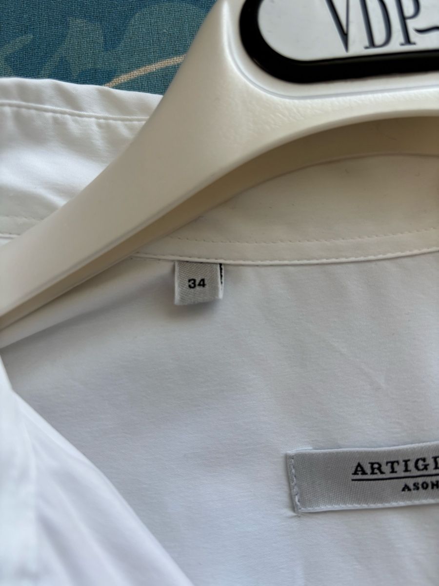 Camicette: Camicia – Nuovo (secondo la descrizione) da Schwyz venduto da Francesca54 5