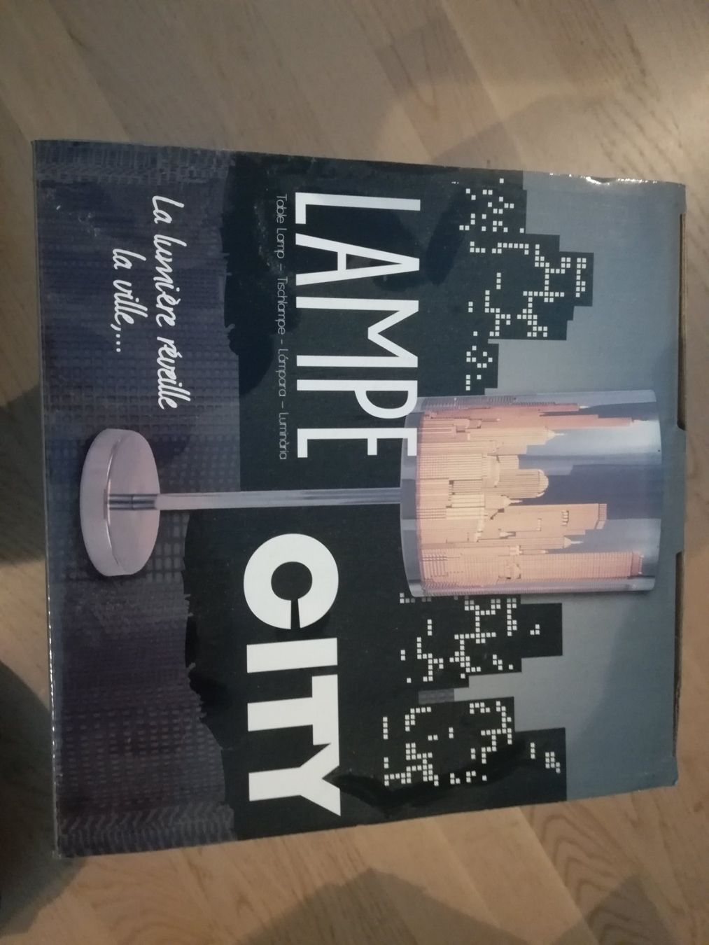 Lampade: lampe déco NEW YORK – Nuovo e nell'imballaggio originale da Chancy venduto da dave58v 2