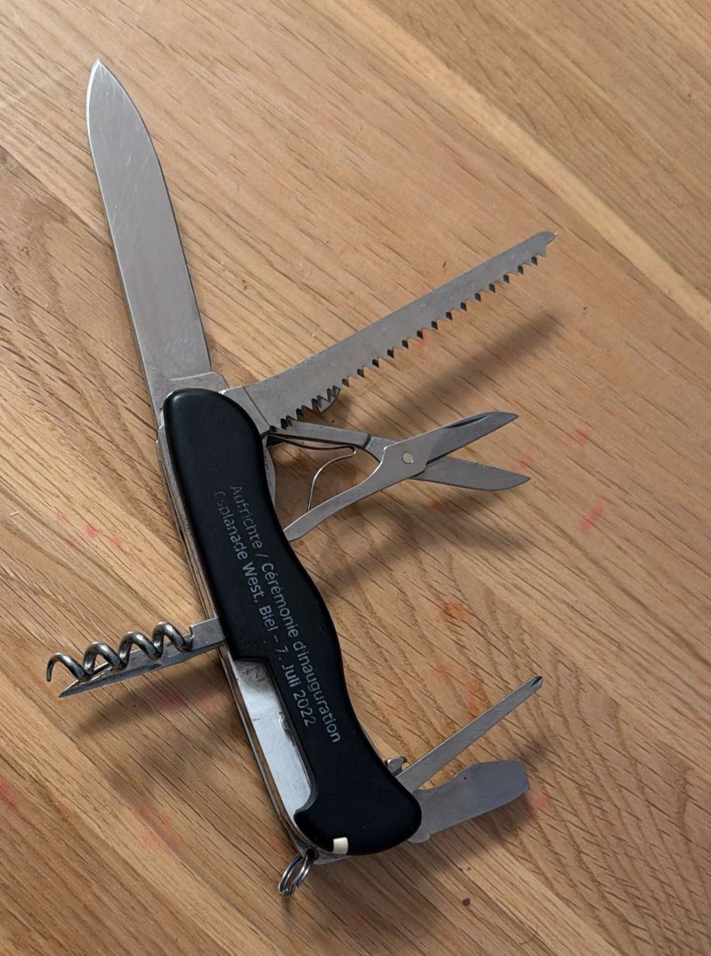 Victorinox Taschenmesser: VICTORINOX SACKMESSER ALPINE ALLCO – Gebraucht aus Zürich von Frei-Occasionen 2