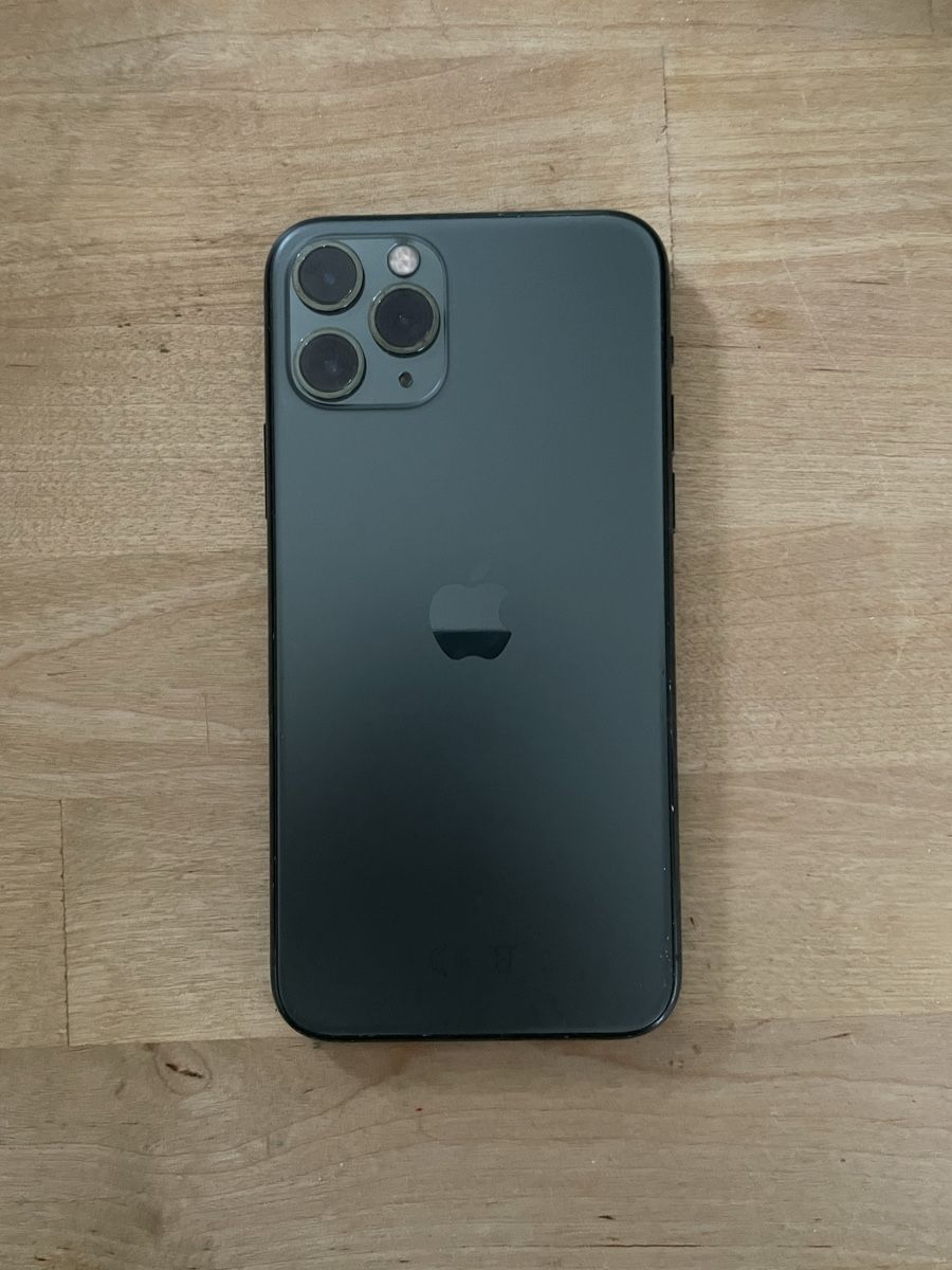 Apple Telefoni cellulari / Smartphones: iPhone 11 Pro display cracked - ideal for parts – Difettoso da Windisch venduto da rub_xx2h 1