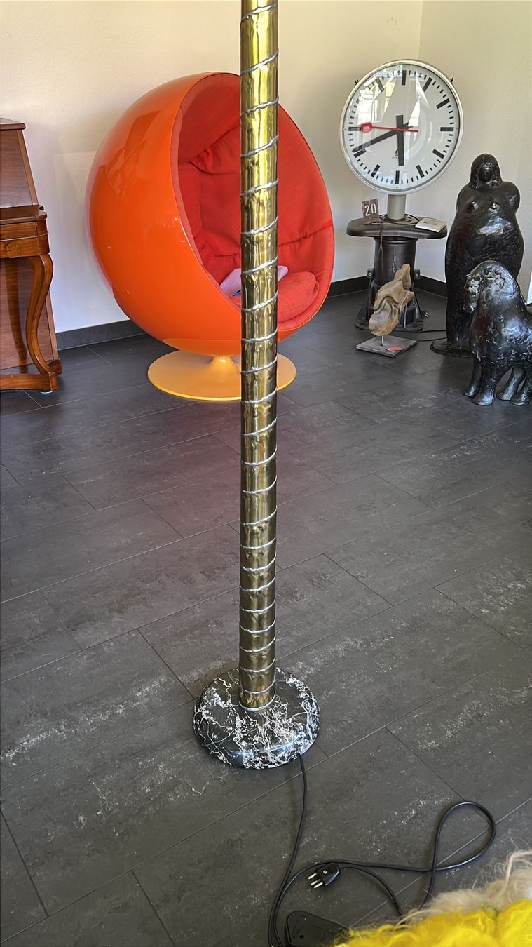 Lampade: Lampadaire Henri Fernandez – Usato da La tour de peilz venduto da Tecnop 3