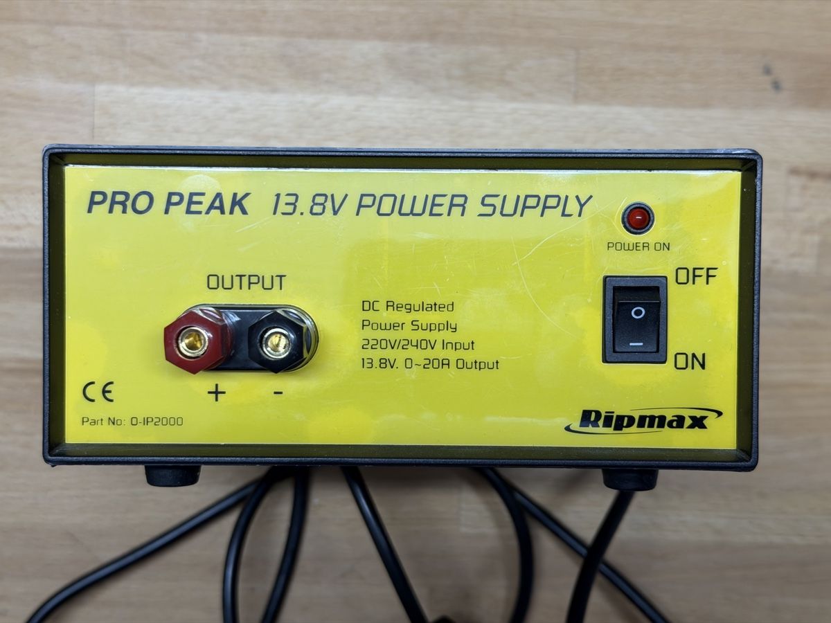 Batterie, Caricabatterie & Alimentatori: Pro Peak 13.8V Netzteil Power Supply Ripmax D-IP2000 Model – Usato da Biel-Benken BL venduto da theskipster