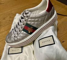 Sneakers Gucci originali in pelle metallizzata con ape 