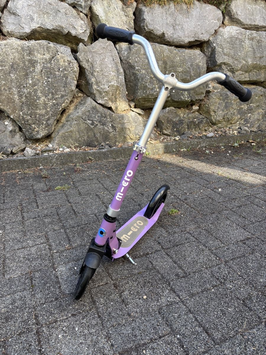 Micro Kickboard: Micro Cruiser Trottinett Lila – Usato da Sonnental venduto da sunnyside_m