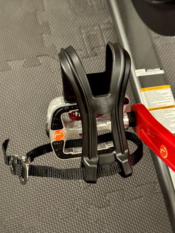 Schwinn 800IC (IC8) Spinning Bike - Top Zustand (Gebraucht) in Zürich ...