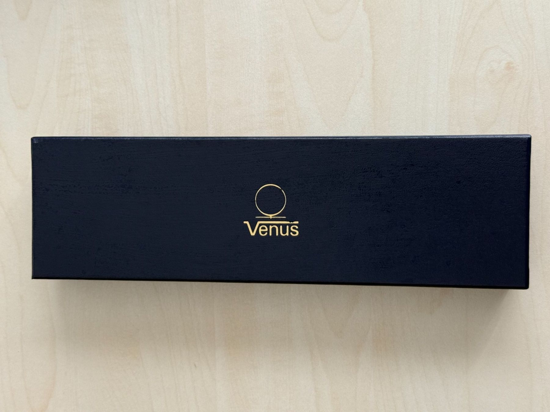 Venus Uhren: Damen Uhr - VENUS, swiss – Neu und originalverpackt aus Zug von Cry71 9