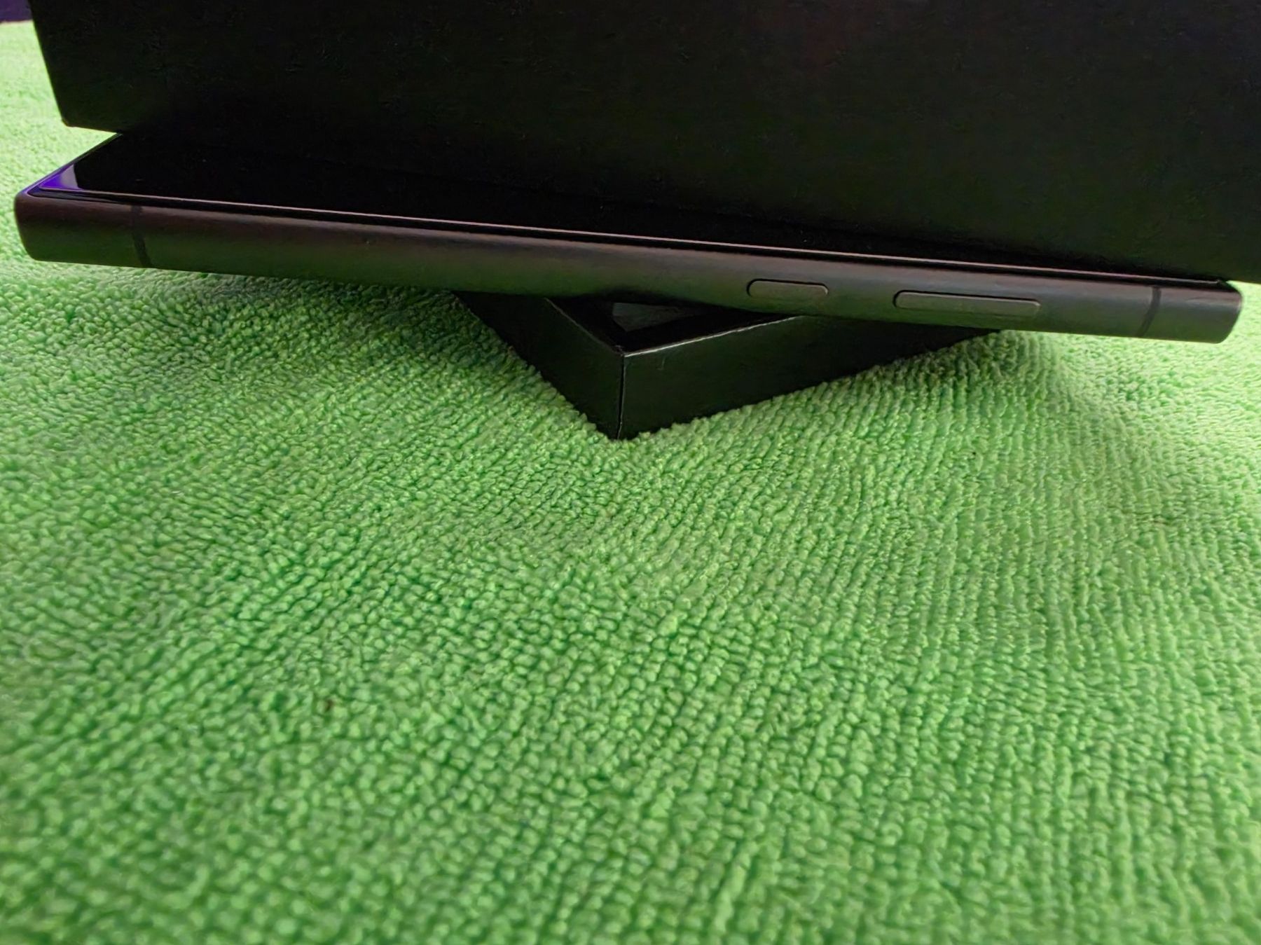 Samsung Portables: Samsung Galaxy s24 Ultra 256 Black – D'occasion à Petit Lancy par yoda13 3