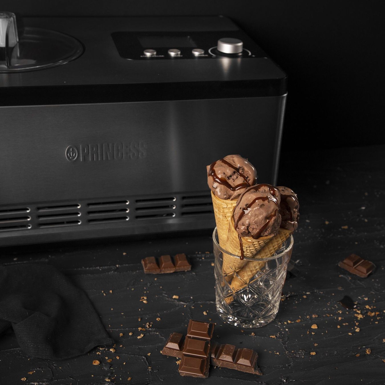 Elettrodomestici da cucina: Glacemaschine / Eismaschine Profi - 2 Liter mit Kühler – Nuovo e nell'imballaggio originale da Wettingen venduto da kochshop 6