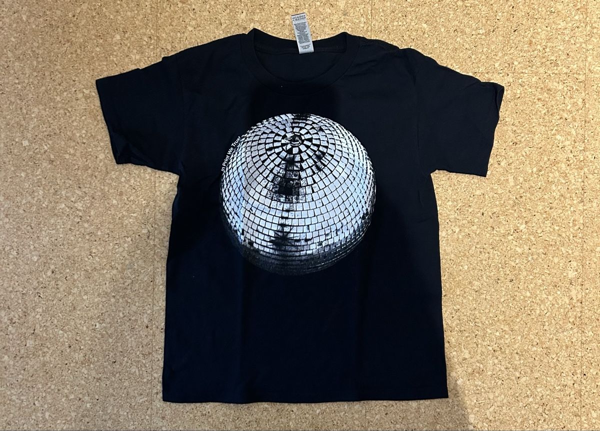 T-shirt: t-shirt mit print – Usato da Schmitten FR venduto da let_k9yc