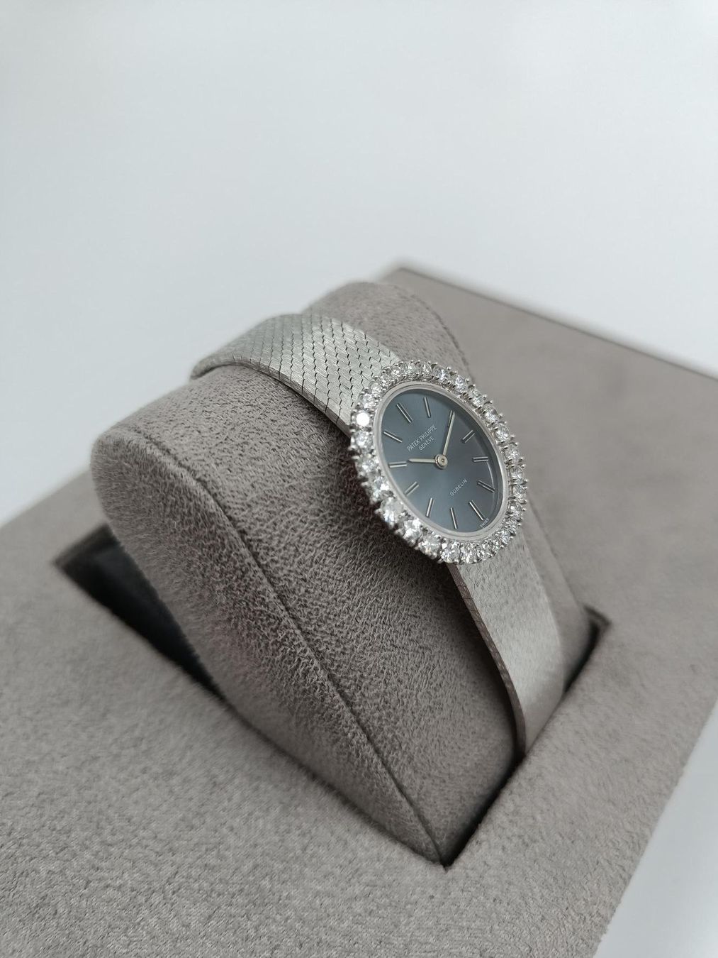 Patek Philippe Orologi: PATEK PHILIPPE "ELLIPSE LADY" GÜBELIN SIGNED, 3396/1 – Usato da Luzern venduto da EdiGem 4