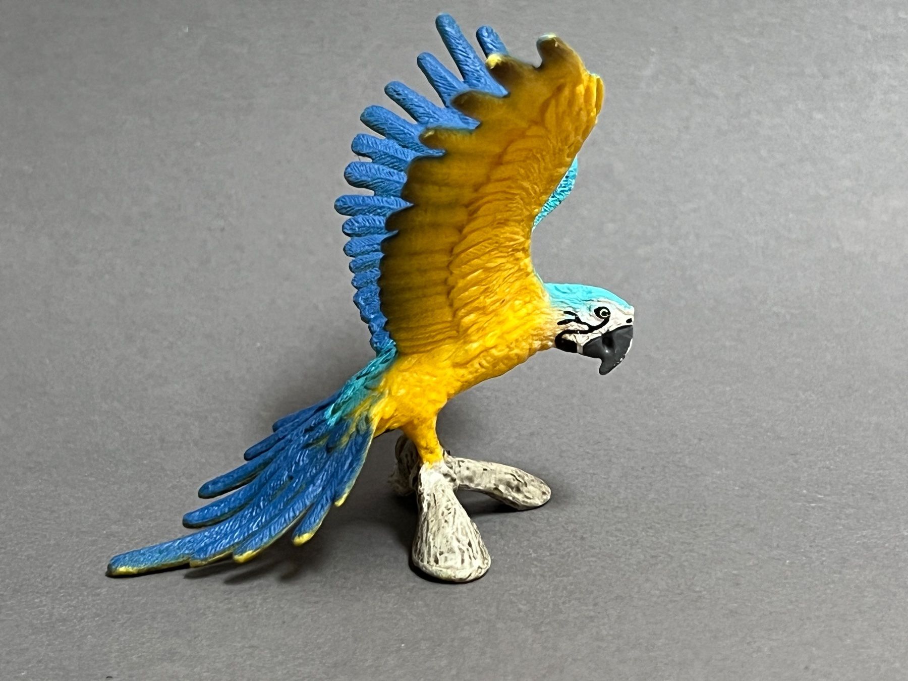 Schleich Statuette: Schleich Ara Papagei 14690 Gelbbrust-Ara – Usato da Ennetbaden venduto da mapa05 1