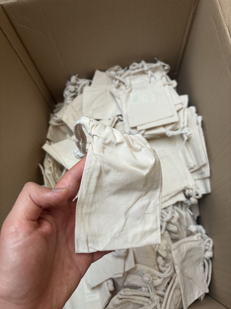 Casse di trasporto: Maxibriefkarton DIN A6 + kleine Taschen – Nuovo (secondo la descrizione) da Eiken venduto da sar_9vdg 3