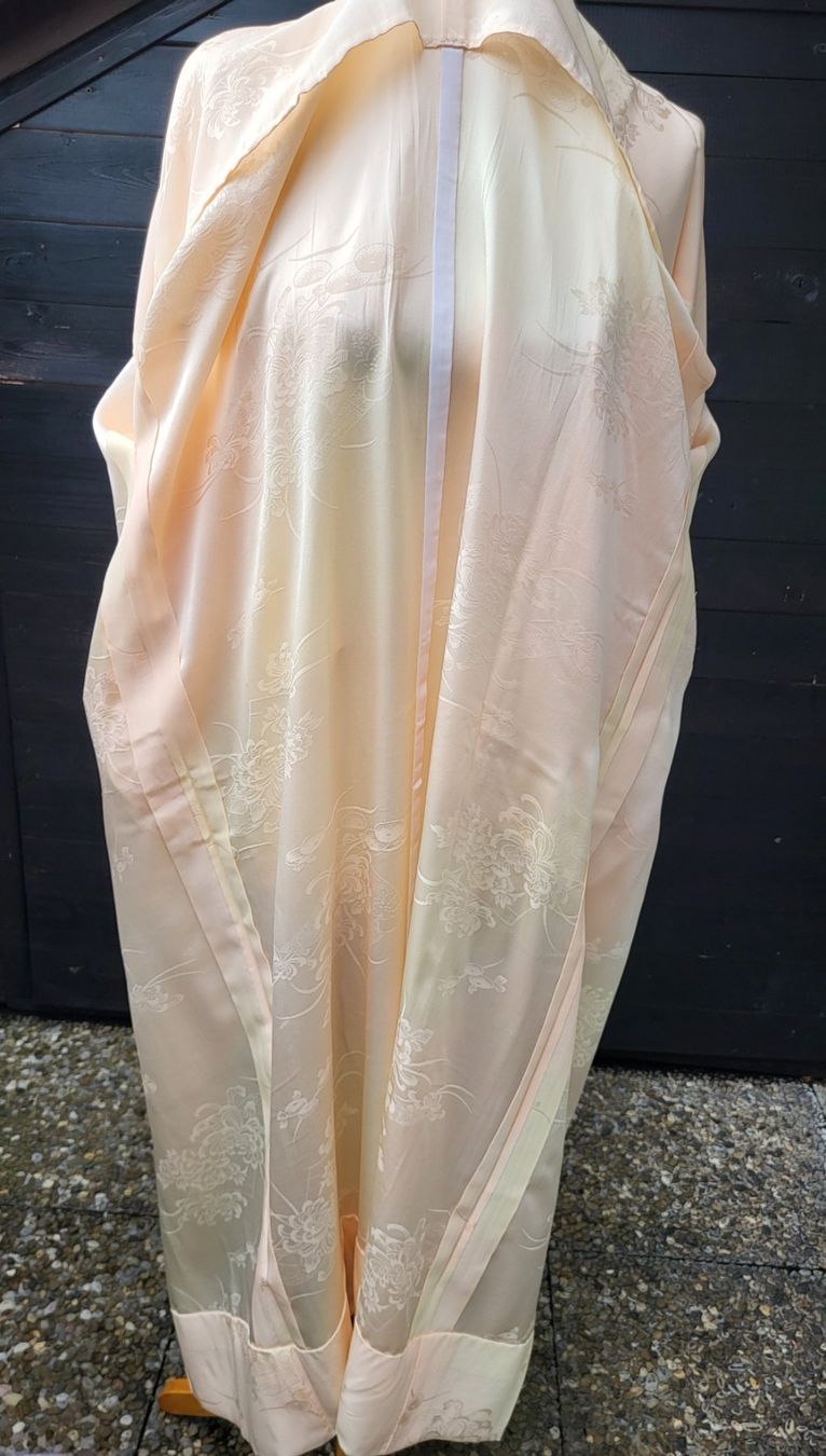 Internationale Kunst: Kimono japonais crème- pink – Neu (gemäss Beschreibung) aus Fribourg von VictoriaShop7 6