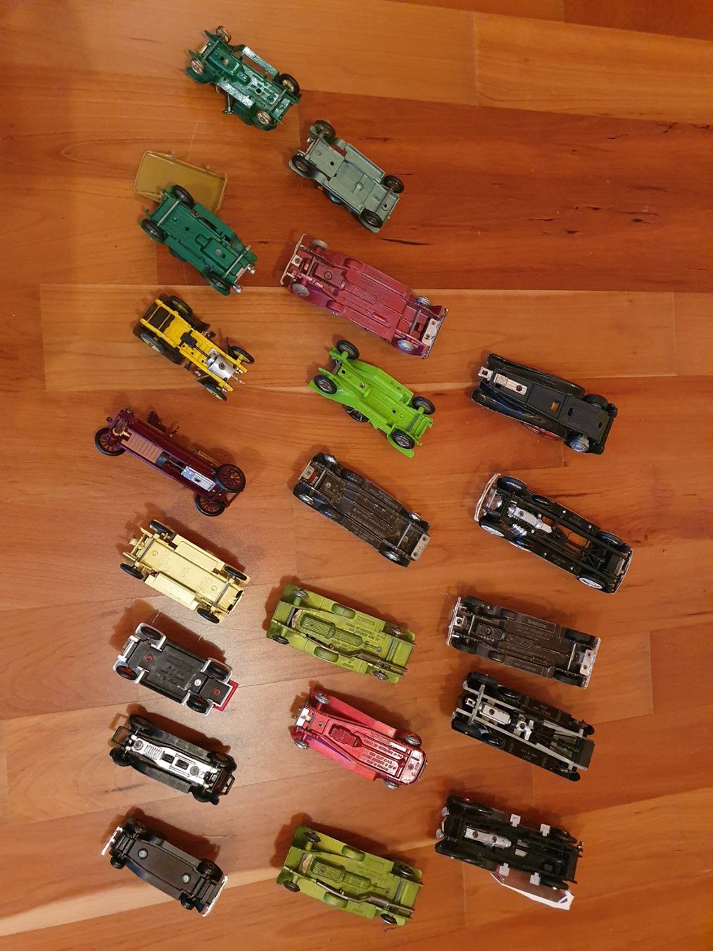 Modellini d'auto: Schrottplatz Oldtimer Machtbox und andere – Difettoso da Triesen venduto da platzproblem1 3