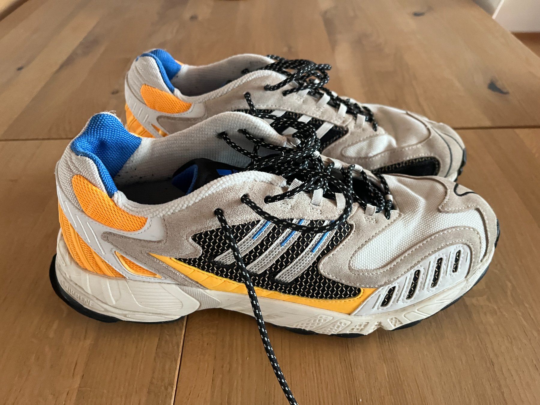Adidas Scarpe da uomo: Neuwertiger Adidas Torsion – Usato da St. Gallen venduto da finaleweisheit 1