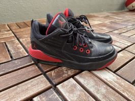 Coole Jordan Schuhe, Grösse 36, Schwarz/Rot, Top Zustand!