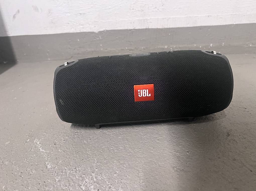 JBL Lautsprecher: JBL Xtreme Bluetooth Lautsprecher - Gen1 – Gebraucht aus Spreitenbach von env_tk78
