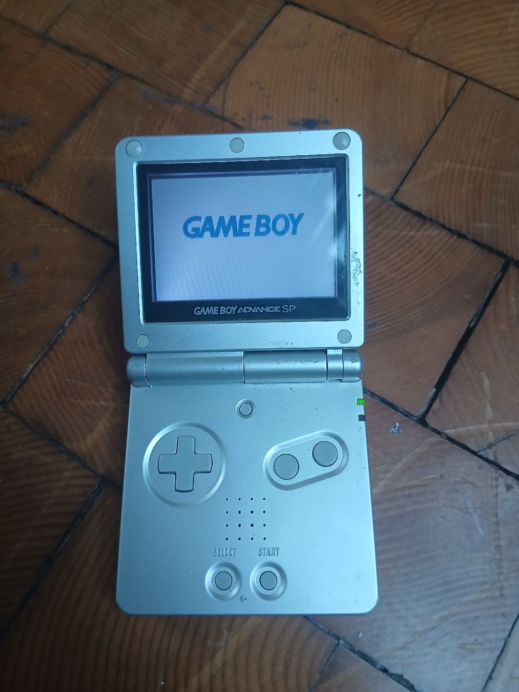 Nintendo Console: GBA SP – Usato da Locarno venduto da sch_r2rh