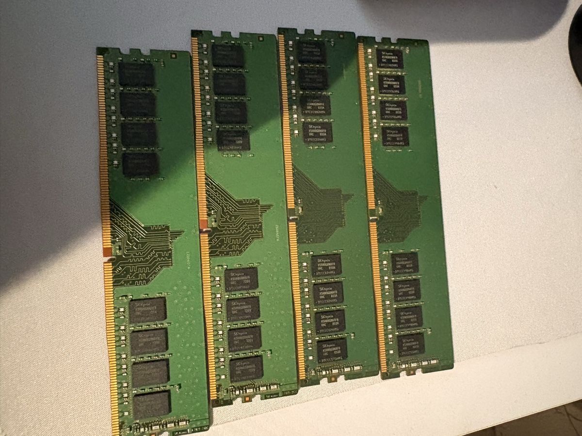 Memoria / RAM: RAM DDR4 SK Hynix – Usato da Dompierre FR venduto da PRiT_Madara 2