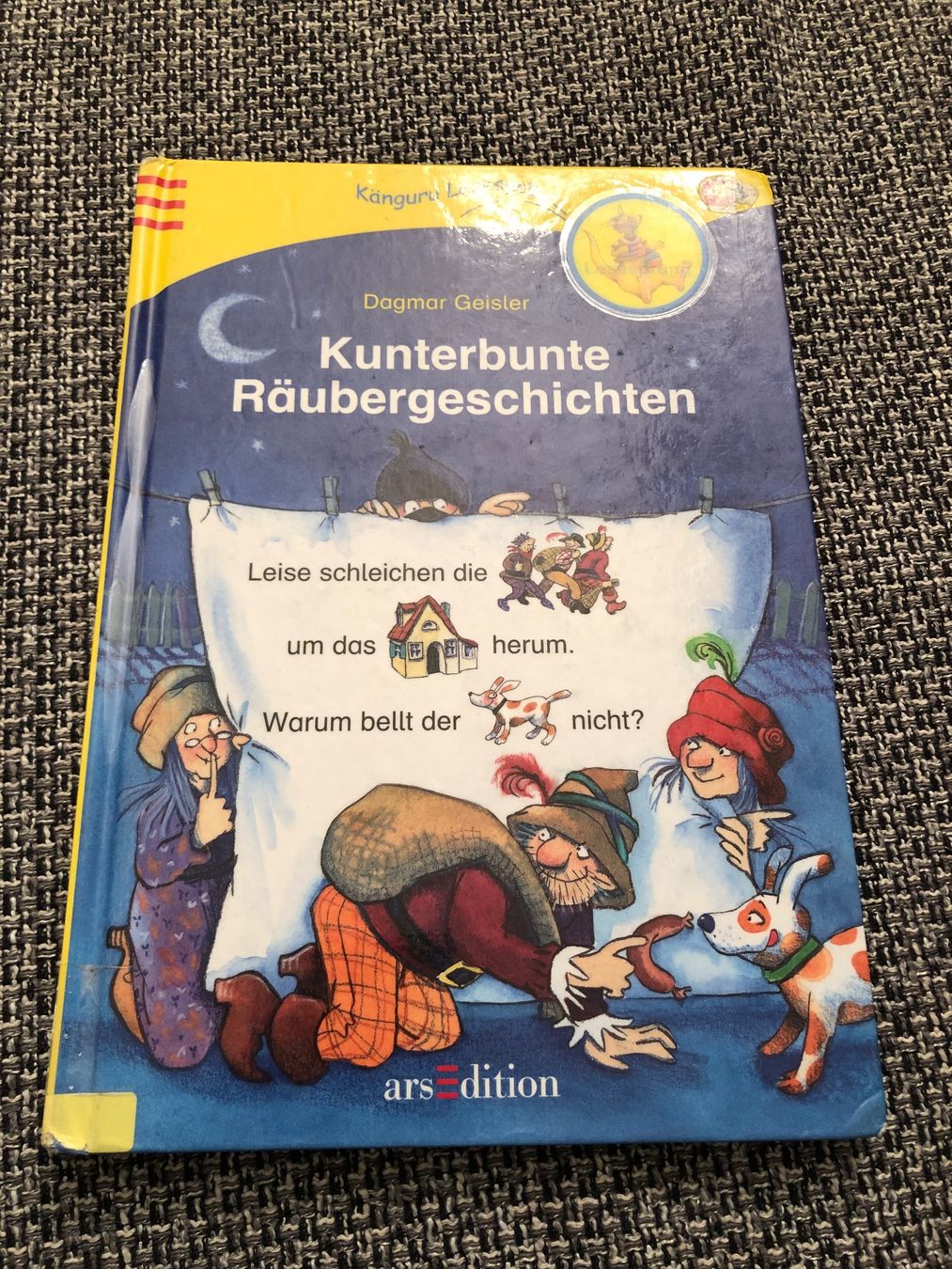 Libri: Kunterbunte Räubergeschichten – Usato da Langnau am Albis venduto da snla_scc9