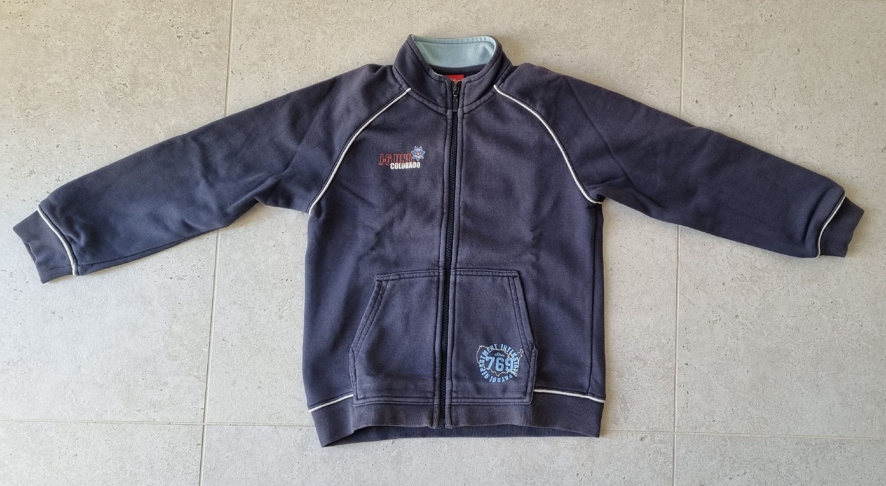 Lotti & Set di vestiti: Mini Räuberset Herbst in Gr. 122 – Usato da Champlan venduto da acr_kkd5 2