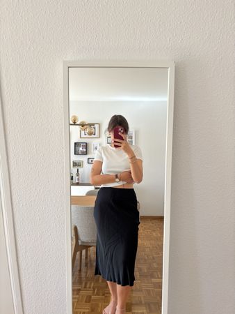 Rock C&A schwarz Midi-Schnitt Grösse 36 guter Zustand