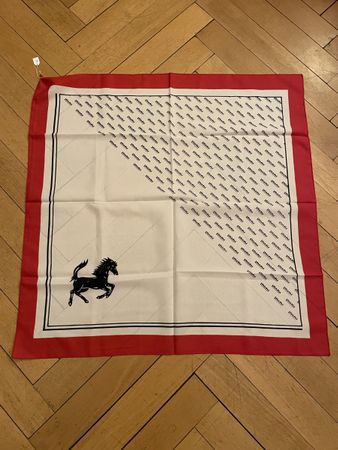 Foulard Ferrari vintage, seta.